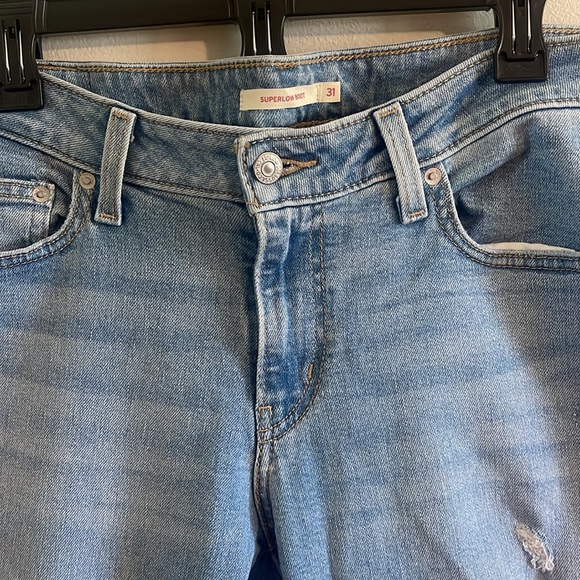 Levi’s SuperLow Boot - Distressed Light Wash - Picture 5 of 8